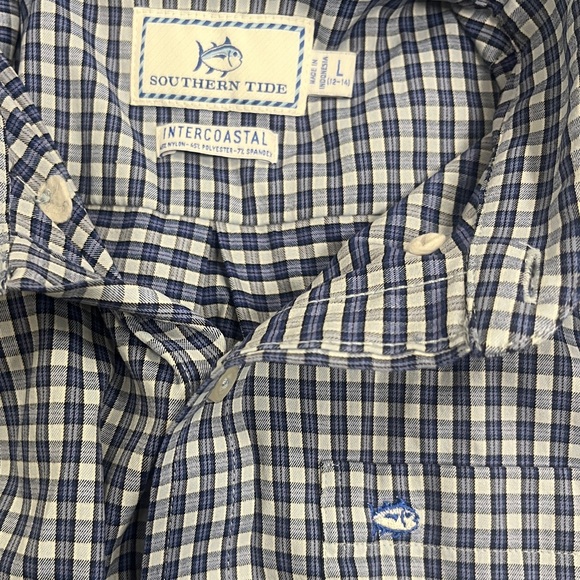 Southern Tide long sleeve button downs - Picture 3 of 4